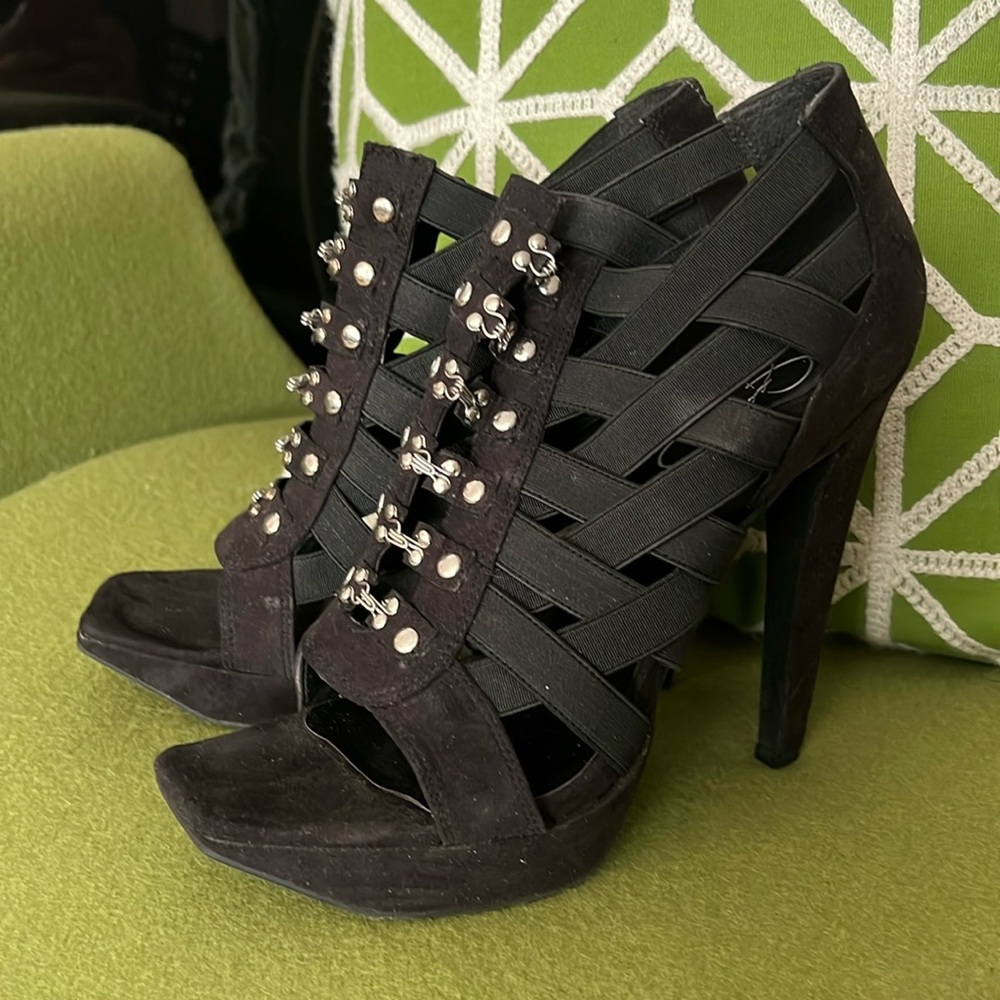 Killer Sueded Black Heels